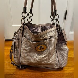 Vintage Coach Limited Edition Mauve Python Embossed Convertible Leather Bag